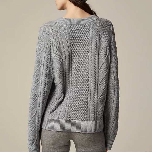 NWT J. CREW Cotton Cable Knit Crewneck Sweater Heather Boulder Gray XSmall - Picture 2 of 9